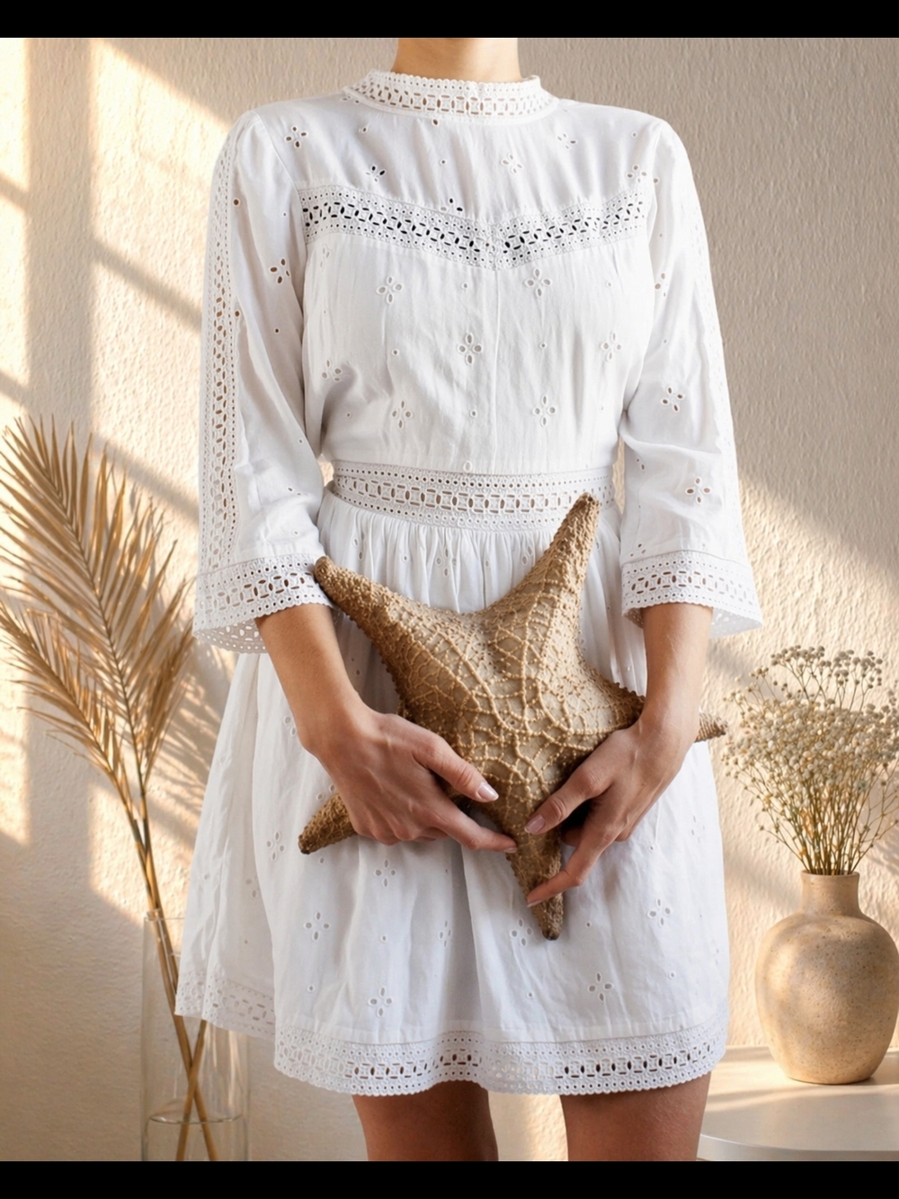 Abercrombie & Fitch White Eyelet Lace Top